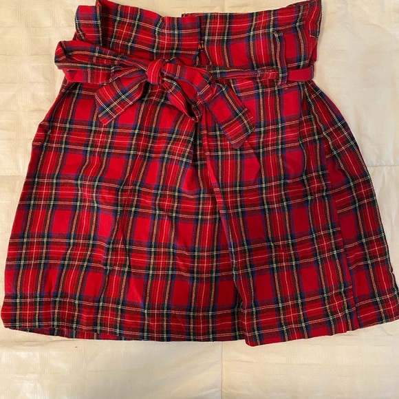 Plaid skirt - Picture 1 of 3